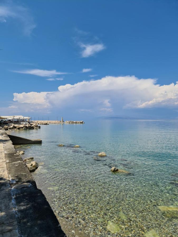 Seaside Apartment In Xilokastro - Selene By Booking Kottas Xylokastro Exterior foto